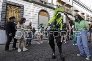 CONGRESO . BAILONGO ABORTISTA