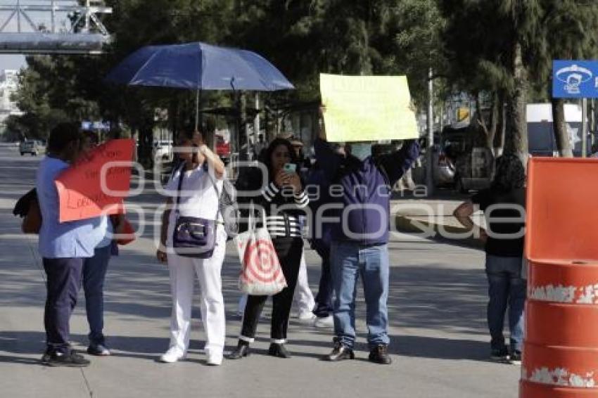 MANIFESTACIÓN . TRABAJADORES HNP