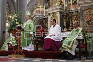 MISA DOMINICAL . CATEDRAL