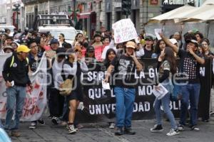 MANIFESTACIÓN . 2 DE OCTUBRE