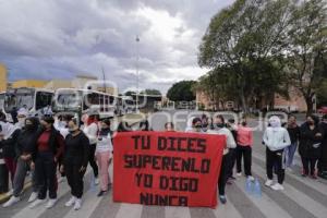 MANIFESTACIÓN . NORMALISTAS