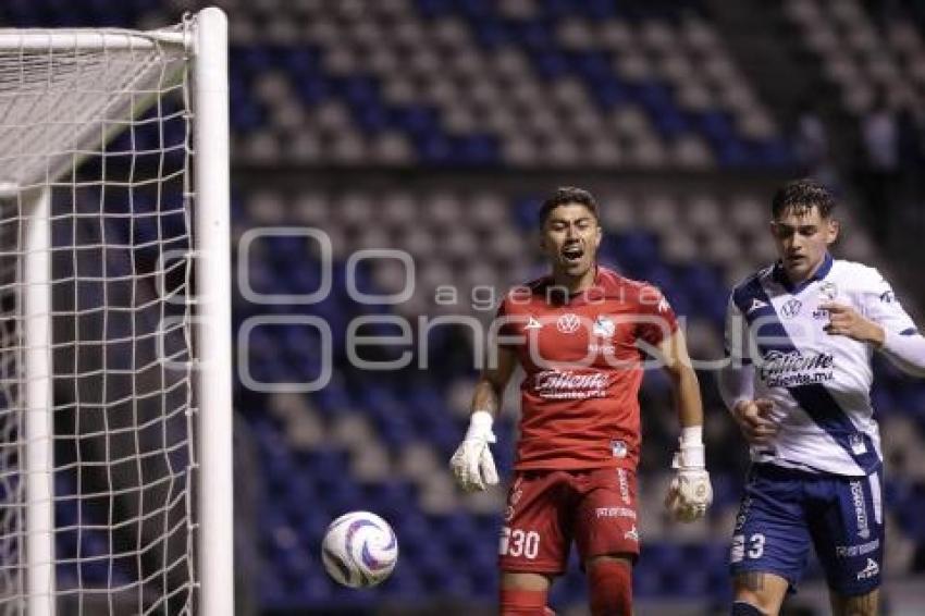 FÚTBOL . CLUB PUEBLA VS MONTERREY