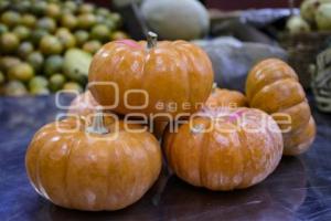 DÍA DE MUERTOS . MERCADOS