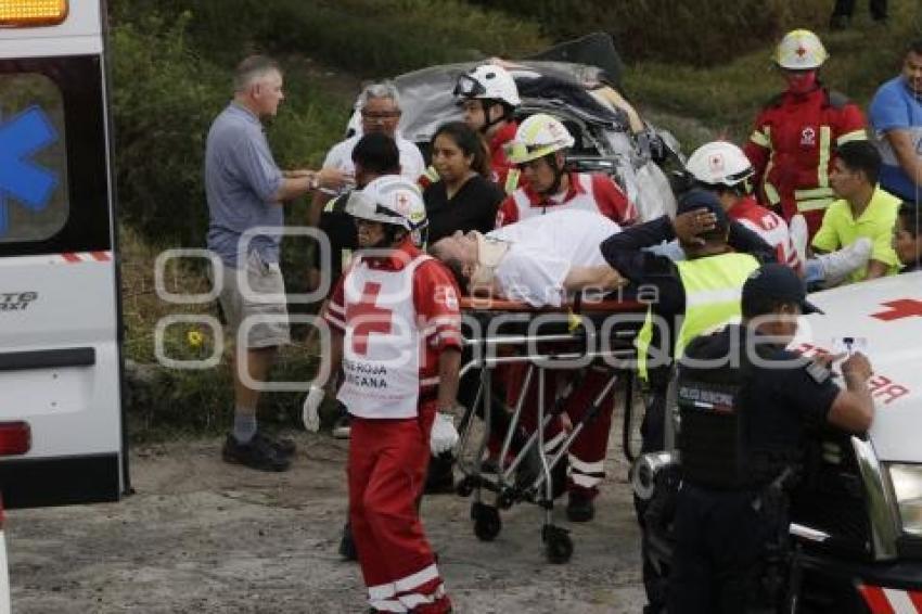 TLAXCALA . ACCIDENTE TURISTAS