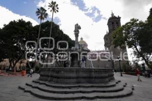 ZÓCALO . FUENTE DE SAN MIGUEL