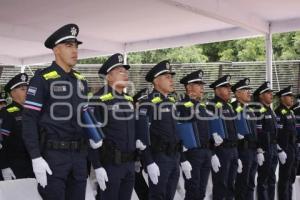 AYUNTAMIENTO . GRADUACIÓN POLICÍAS