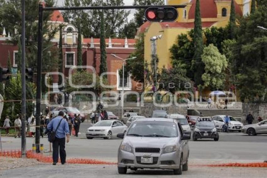 CENTRO . APERTURA VIAL