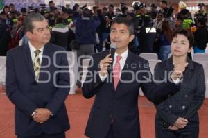 AYUNTAMIENTO . GRADUACIÓN POLICÍAS