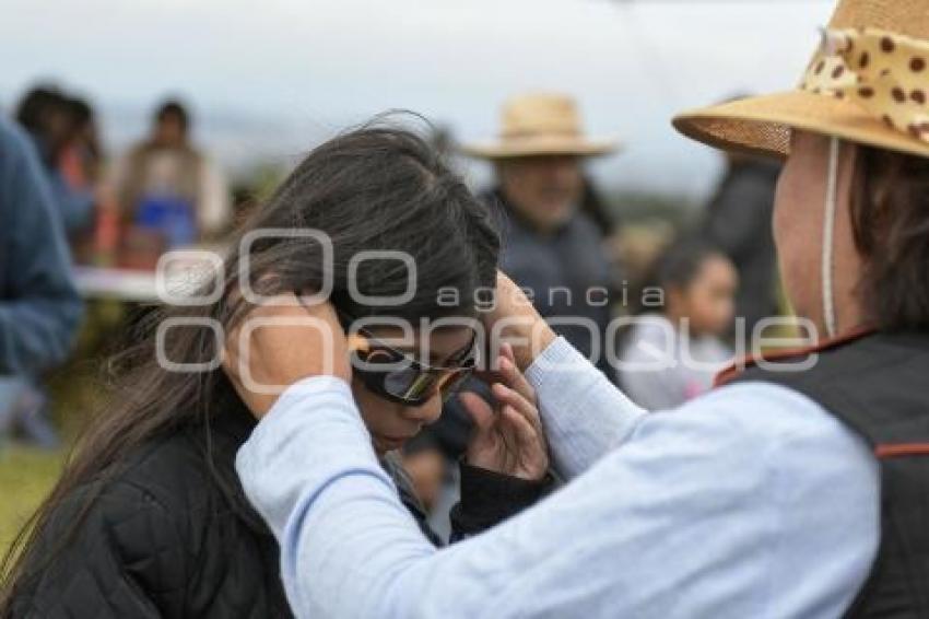 TLAXCALA . ECLIPSE ANULAR 