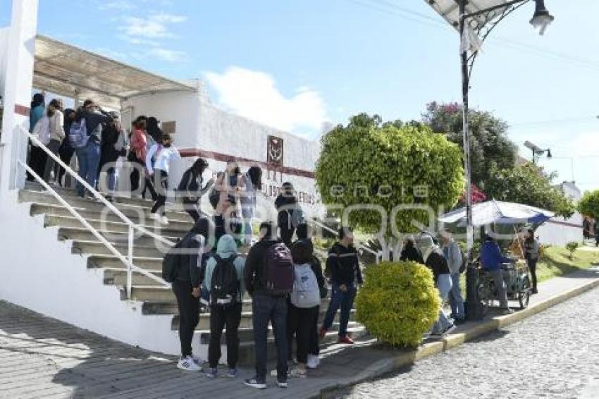 TLAXCALA . MANIFESTACIÓN ALUMNOS