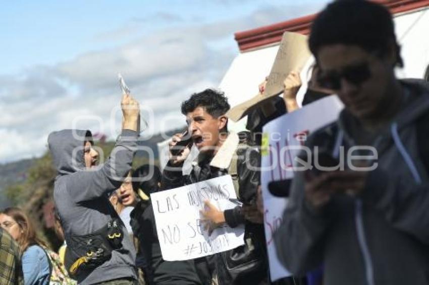 TLAXCALA . MANIFESTACIÓN ALUMNOS