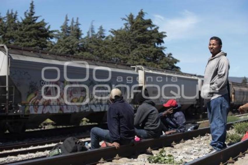 CRUZ ROJA . MIGRANTES