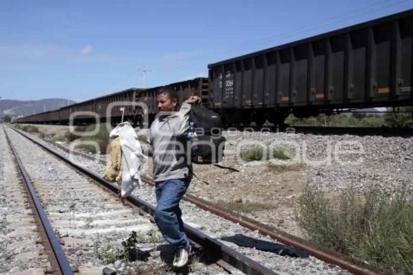 CRUZ ROJA . MIGRANTES