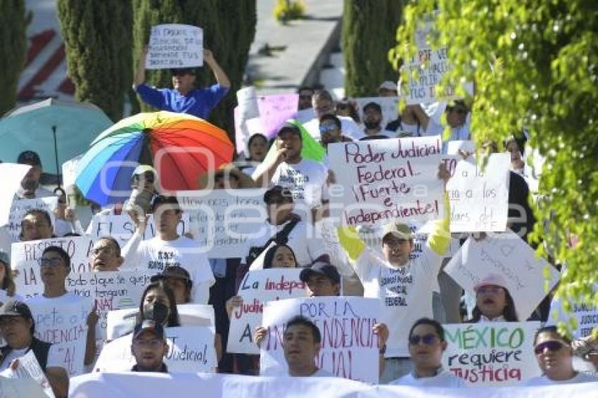 TLAXCALA . MANIFESTACIÓN PODER JUDICIAL