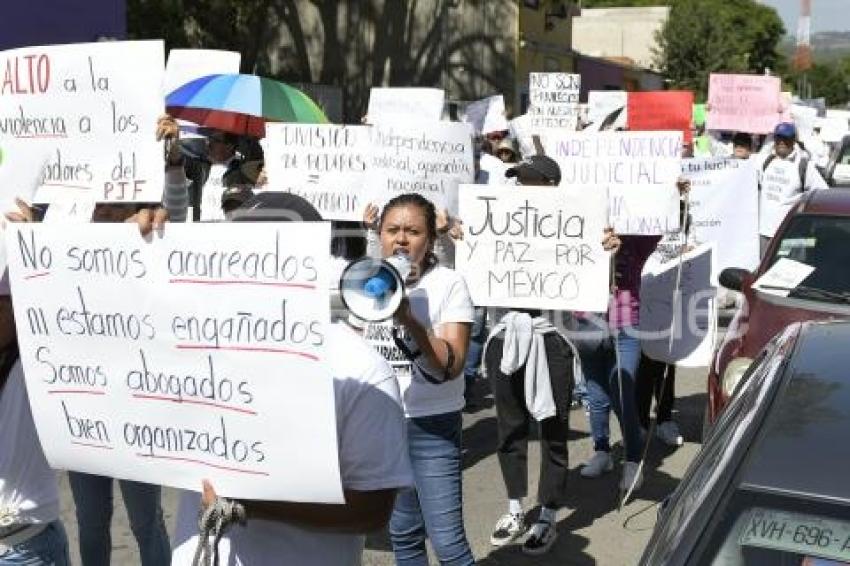 TLAXCALA . MANIFESTACIÓN PODER JUDICIAL