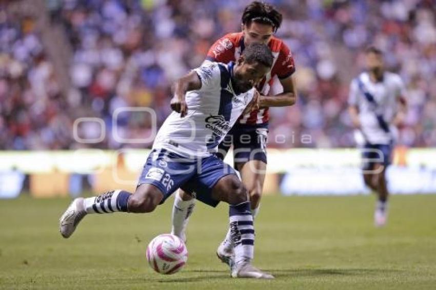 FÚTBOL . CLUB PUEBLA VS CHIVAS