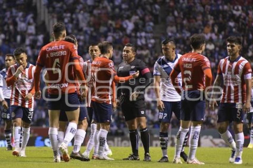 FÚTBOL . CLUB PUEBLA VS CHIVAS