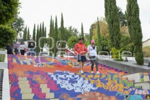 TLAXCALA . ESCALINATAS LOS HÉROES