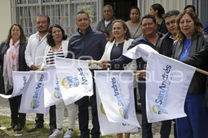 SAN ANDRÉS CHOLULA . ENTREGA DE CISTERNAS