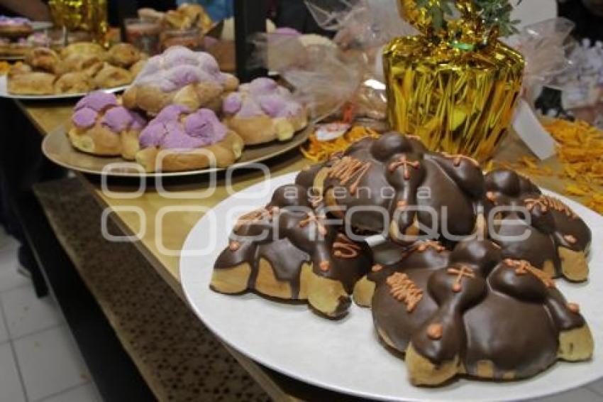 PAN DE MUERTO