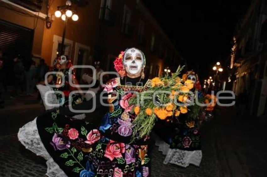 BUAP . PASACALLES DÍA DE MUERTOS