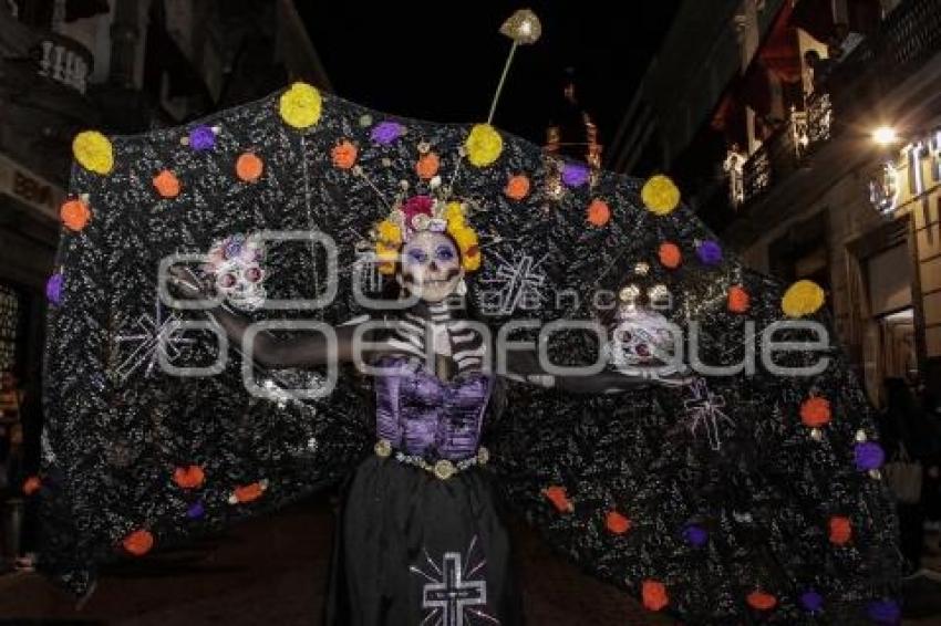 BUAP . PASACALLES DÍA DE MUERTOS