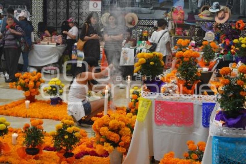 ATLIXCO . OFRENDA COMUNICADORES