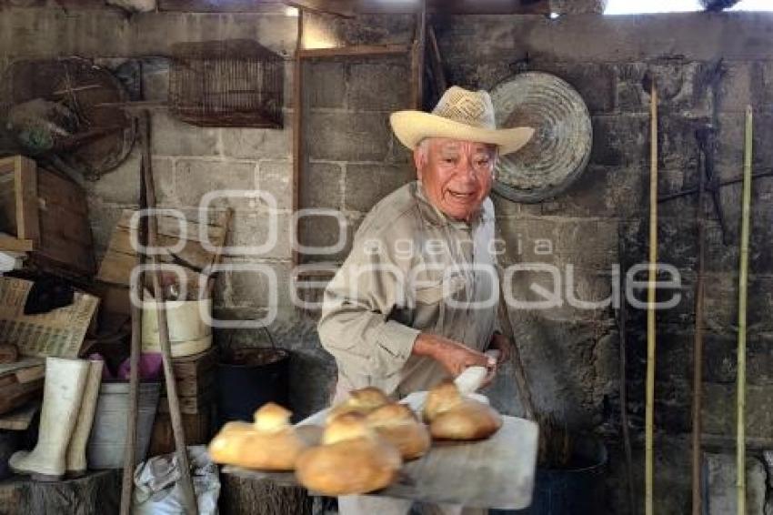 TLAXCALA . PAN DE MUERTO