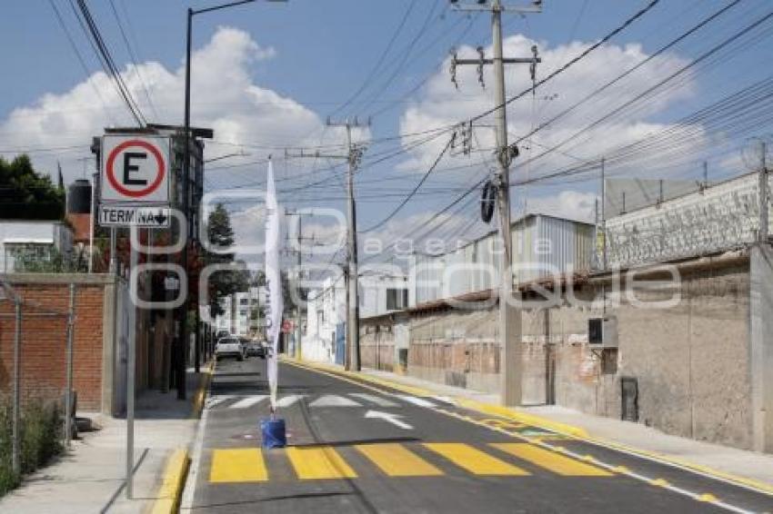 SAN PEDRO CHOLULA . PAVIMENTACIÓN DE CALLE