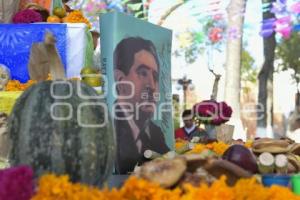 TLAXCALA . OFRENDA MONUMENTAL 