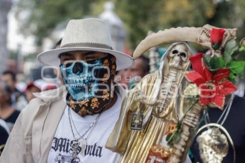 PEREGRINACIÓN . SANTA MUERTE