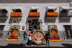 MUSEOS . PASEO DE LAS FLORES