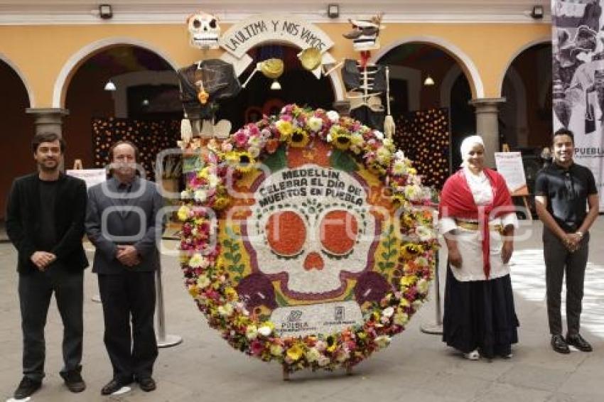 DÍA DE MUERTOS . COLOMBIA . SILLETA FLORES