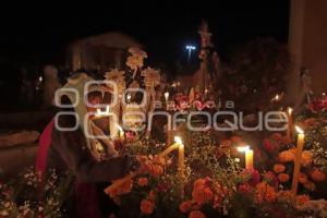XOCHITLÁN TODOS SANTOS . VELADA