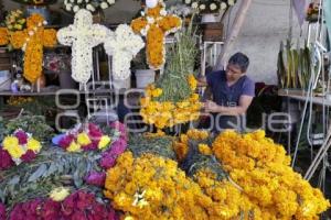 DÍA DE MUERTOS . VENTA DE FLOR