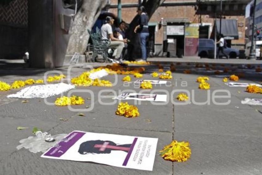 OFRENDA . VÍCTIMAS DE FEMINICIDIOS