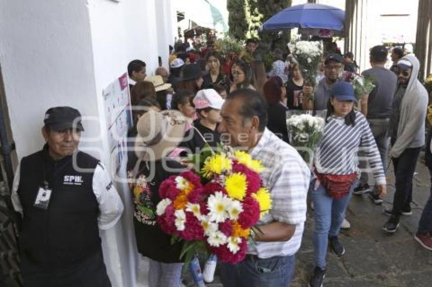 DÍA DE MUERTOS . PANTEÓN MUNICIPAL