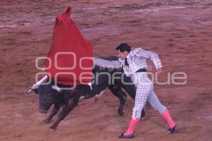 TLAXCALA . DÍA DE MUERTOS . TOROS