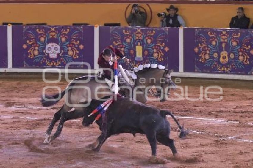 TLAXCALA . DÍA DE MUERTOS . TOROS