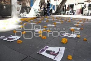 OFRENDA . VÍCTIMAS DE FEMINICIDIOS