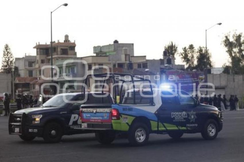 ENFRENTAMIENTO COMERCIANTES . POLICÍA