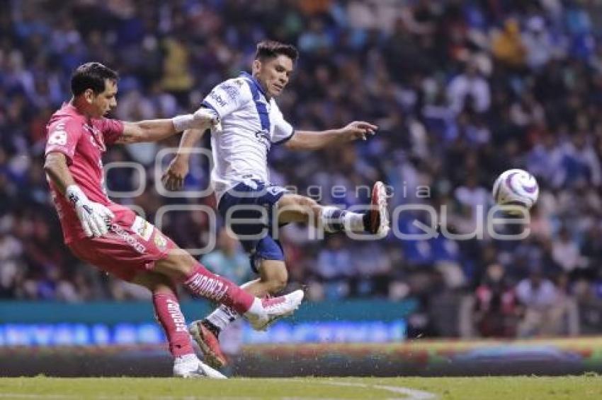 FÚTBOL . CLUB PUEBLA VS LEÓN