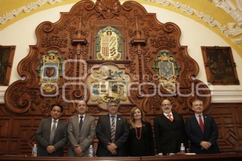 BUAP . ESCUELA COMPLUTENSE