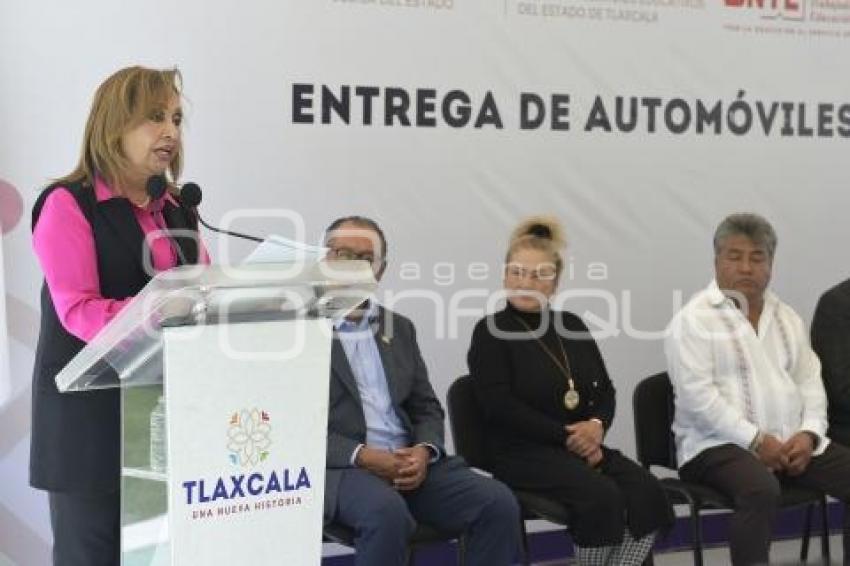 TLAXCALA . ENTREGA AUTOS MAESTROS