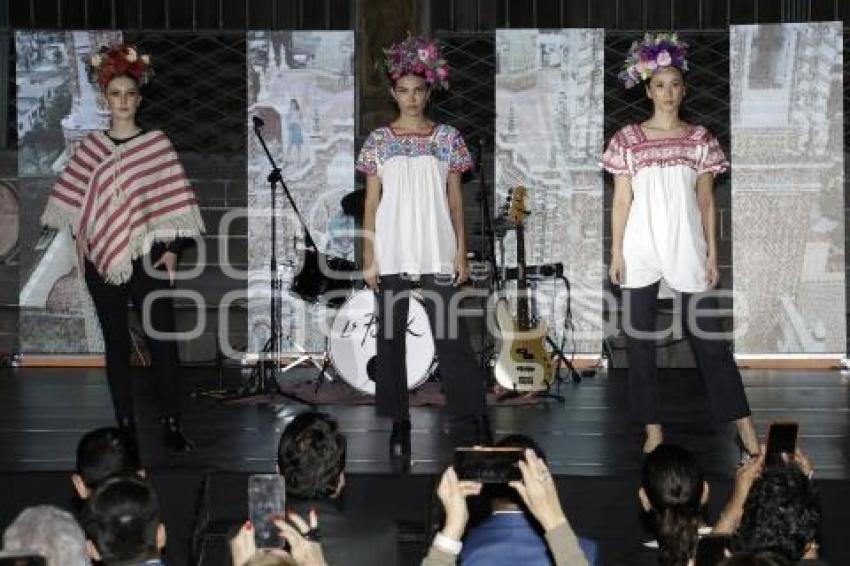 DESFILE DE MODAS . ECO FASHION