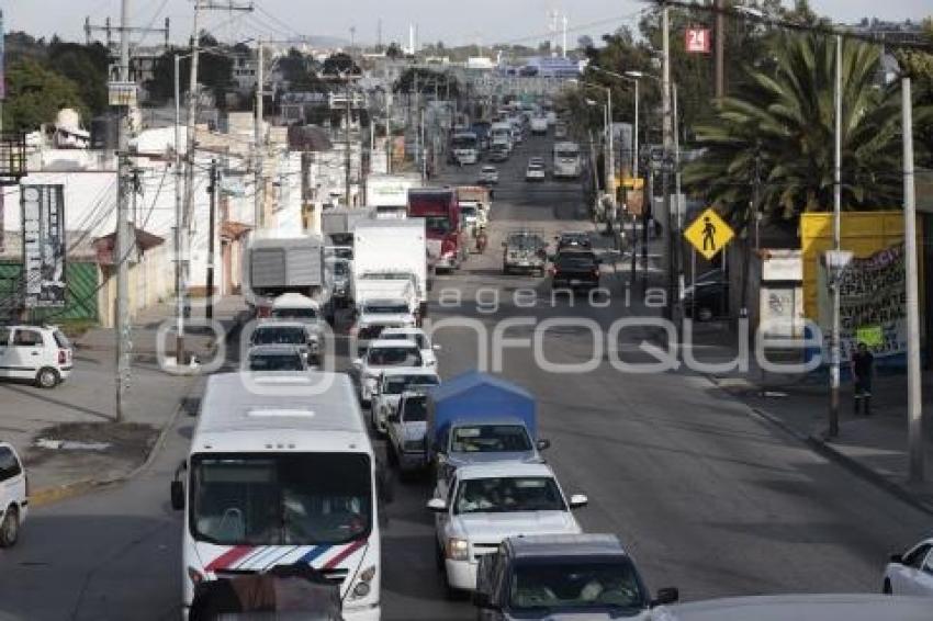 CARRETERA FEDERAL TEHUACÁN . TRÁFICO