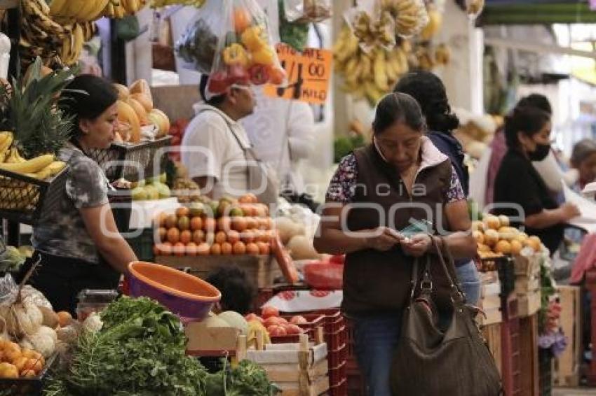 MERCADO AMALUCAN