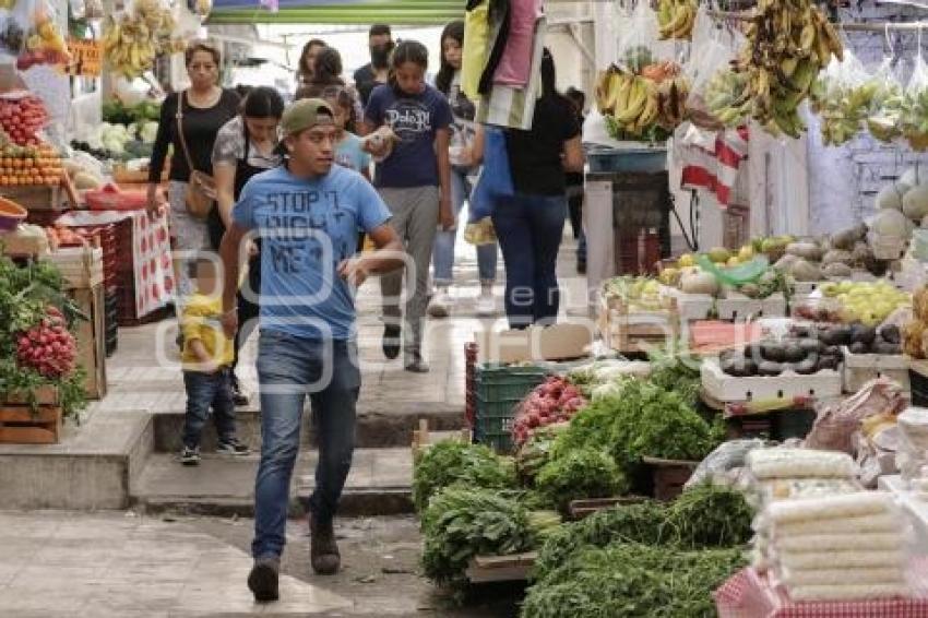 MERCADO AMALUCAN