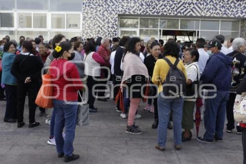 MANIFESTACIÓN .  JUBILADOS SNTE 51