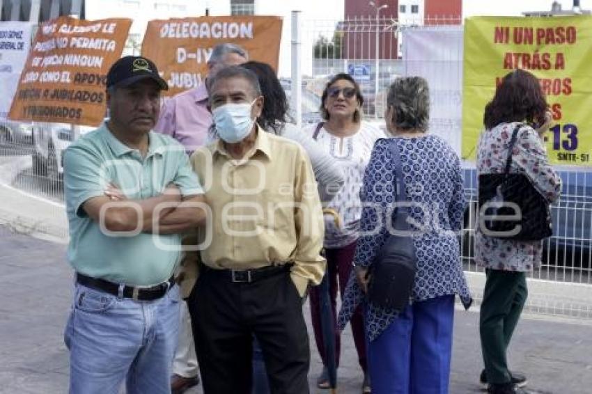 MANIFESTACIÓN .  JUBILADOS SNTE 51